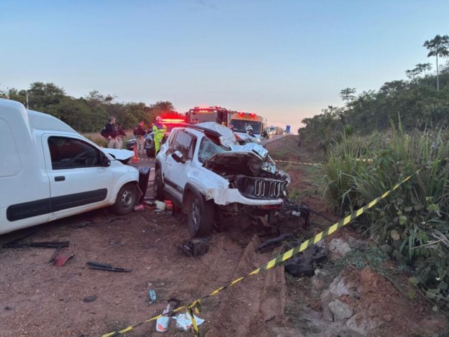 Acidente grave deixa dois mortos e interdita trecho da BR-163 entre Sinop e Ita�ba