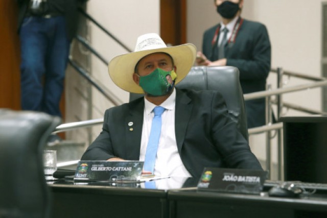 Guerra �s Aglomera��es AL aprova lei que triplica multas e fecha estabelecimentos