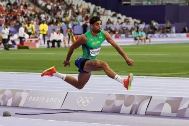 Atleta mato-grossense vai disputar final de salto triplo nas Olimp�adas