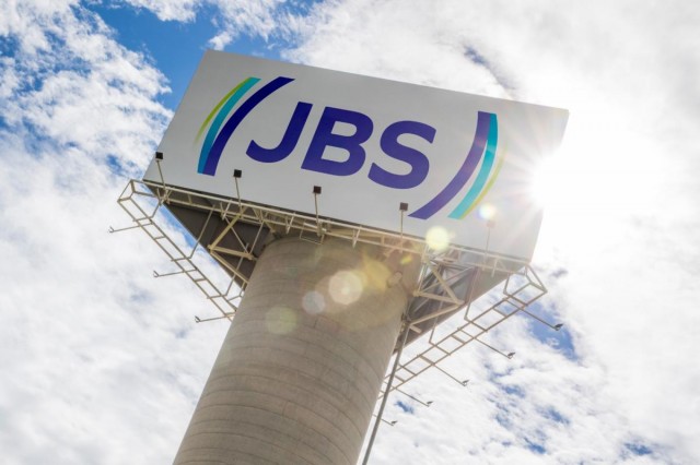 JBS fecha acordo de R$ 3,9 milh�es por irregularidades de seguran�a aos servidores