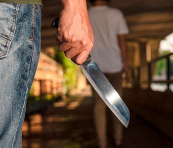 Briga em barzinho de MT termina com homem esfaqueado nas costas
